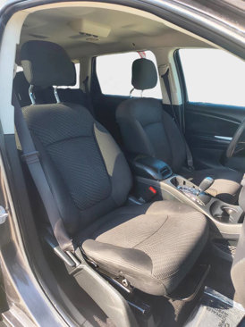 Used 2017 Dodge Journey SE w/ Flexible Seating Group image 9