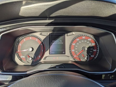Certified 2020 Volkswagen Jetta SE image 33