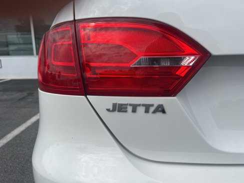 Used 2013 Volkswagen Jetta SE image 8