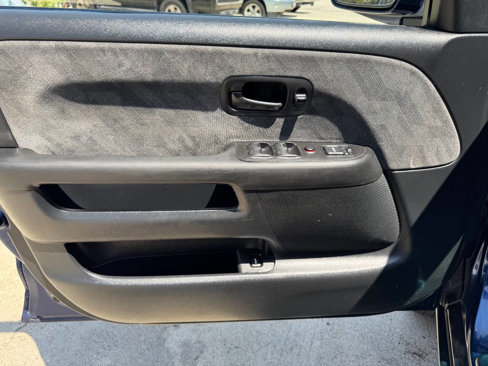 Used 2004 Honda CR-V EX image 18