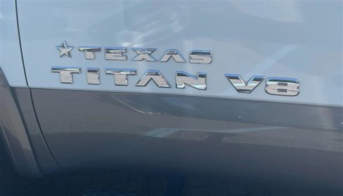Used 2018 Nissan Titan Platinum Reserve w/ Platinum Utility Package image 21