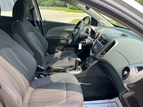 Used 2015 Chevrolet Sonic LT image 25