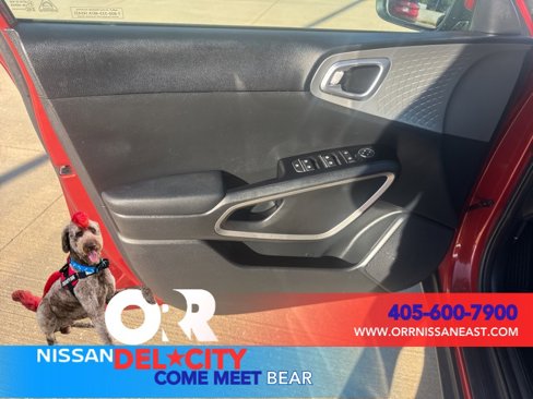 Used 2024 Kia Soul LX w/ Option Group 015 image 17