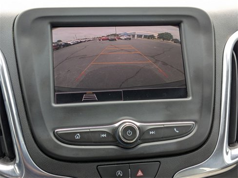 Used 2023 Chevrolet Equinox LS image 24