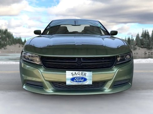 Used 2022 Dodge Charger SXT image 2