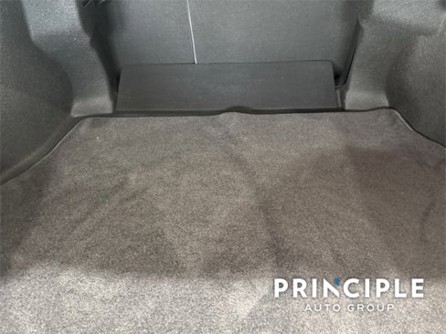 Used 2021 Toyota Camry SE w/ Carpet Mat Package (TMS) image 11