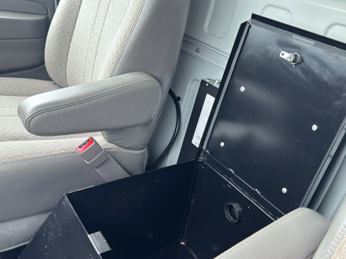 Used 2015 Chevrolet Express 2500 image 41