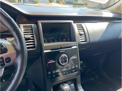 Used 2019 Ford Flex Limited image 8