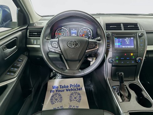 Used 2017 Toyota Camry SE image 20