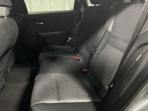 Used 2021 Nissan Rogue SV image 18