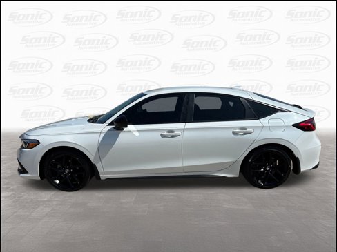 Used 2022 Honda Civic Sport image 2
