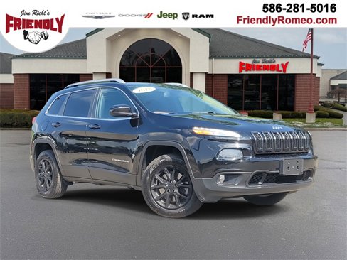 Used 2018 Jeep Cherokee Latitude w/ Safety Group image 1