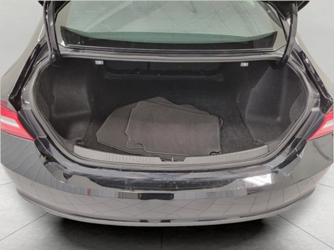 Used 2024 Chevrolet Malibu LT image 14