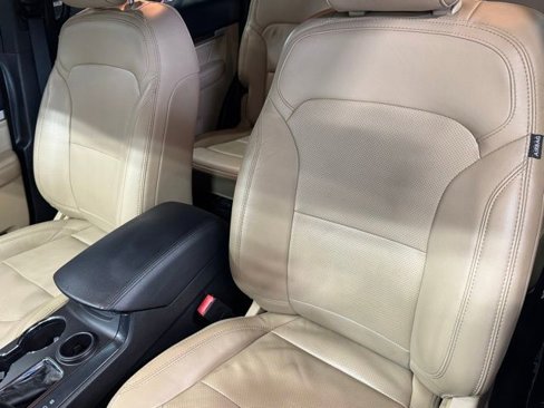 Used 2017 Ford Explorer Limited image 20
