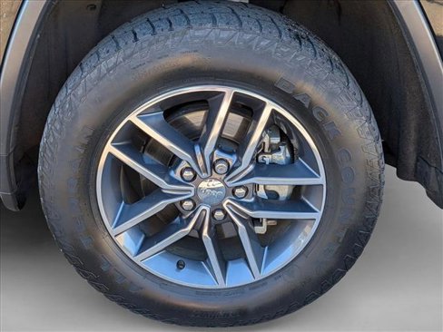 Used 2018 Jeep Grand Cherokee Limited image 9