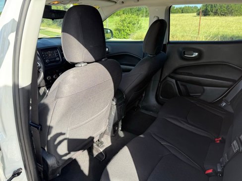 Used 2017 Jeep Compass Sport w/ Tech Group image 25