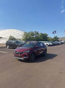 Used 2023 Buick Encore GX Essence image 1