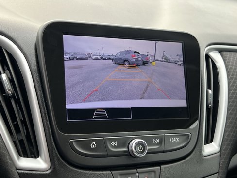 Used 2024 Chevrolet Malibu LT image 19