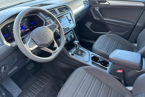 Used 2022 Volkswagen Tiguan S image 10