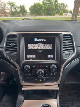 Used 2015 Jeep Grand Cherokee Limited w/ Luxury Group II image 8