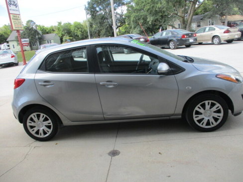 Used 2014 MAZDA MAZDA2 Sport image 16