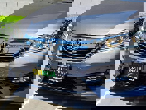 Used 2017 Honda Accord EX-L image 8