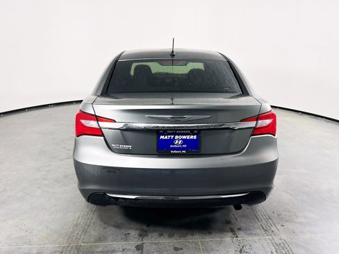 Used 2012 Chrysler 200 LX image 6