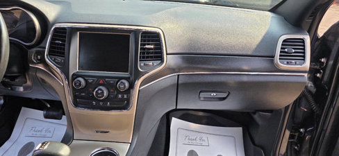 Used 2015 Jeep Grand Cherokee Limited image 16
