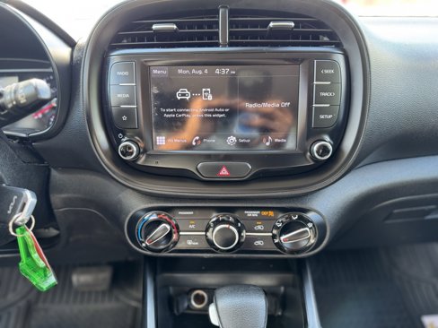 Used 2022 Kia Soul LX w/ Technology Package image 10
