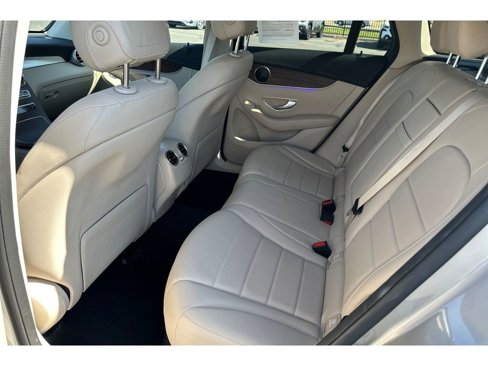 Used 2022 Mercedes-Benz GLC 300 image 13