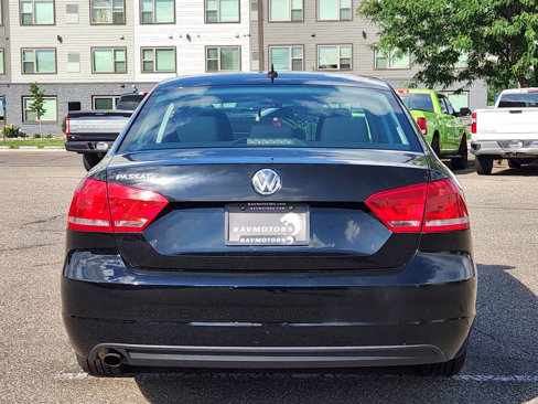 Used 2013 Volkswagen Passat 2.5 S image 8