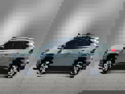 Used 2020 Toyota RAV4 XLE image 5