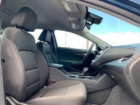 Used 2024 Chevrolet Malibu LT image 36