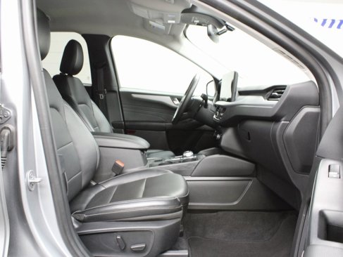 Used 2024 Ford Escape Platinum image 33
