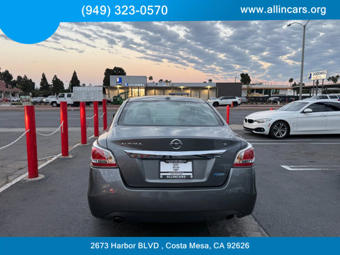 Used 2014 Nissan Altima 2.5 S w/ Display Audio Package image 5