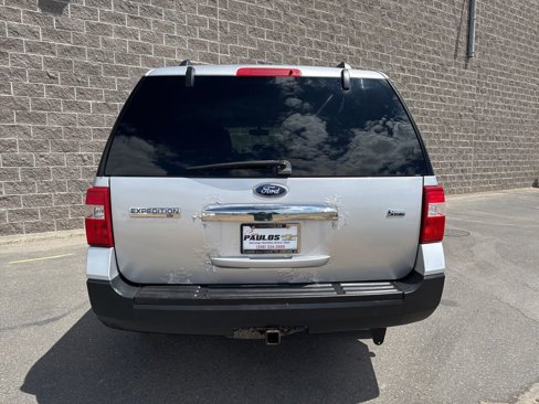 Used 2010 Ford Expedition XLT image 5