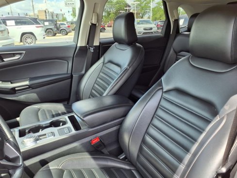 Used 2022 Ford Edge SEL image 10