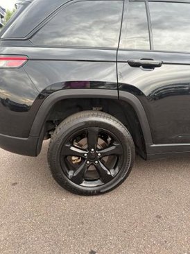 Used 2023 Jeep Grand Cherokee Altitude image 29
