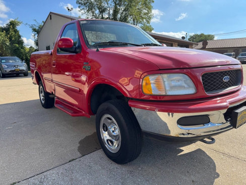 Used 1997 Ford F150 4x4 Regular Cab image 2