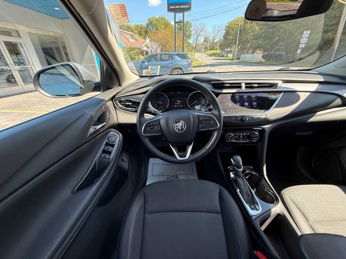 Used 2023 Buick Encore GX Select w/ Sport Touring Package image 40