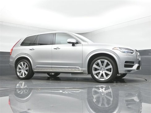 Used 2016 Volvo XC90 T6 Inscription w/ Vision Package image 9