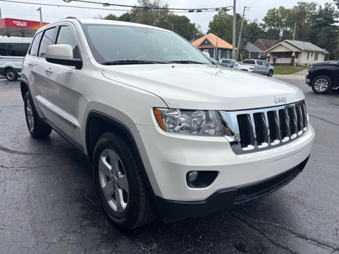 Used 2011 Jeep Grand Cherokee Laredo image 6