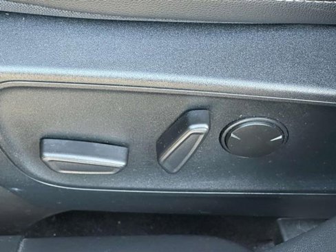 Used 2022 Ford Escape SEL w/ Technology Package image 15