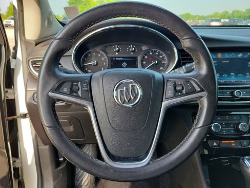 Used 2018 Buick Encore Preferred image 19