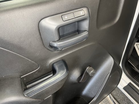 Used 2018 Chevrolet Silverado 1500 W/T w/ Trailering Package image 12