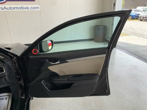 Used 2018 Honda Civic EX image 27
