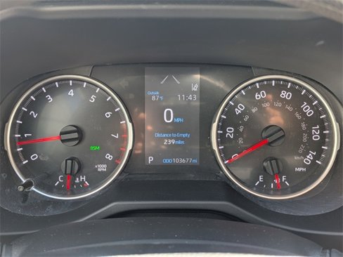 Used 2021 Toyota RAV4 LE image 12