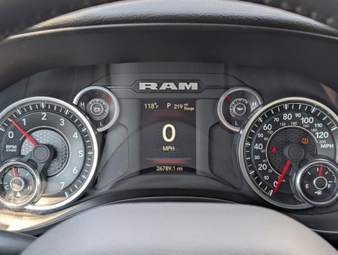Used 2024 RAM 1500 Lone Star image 13