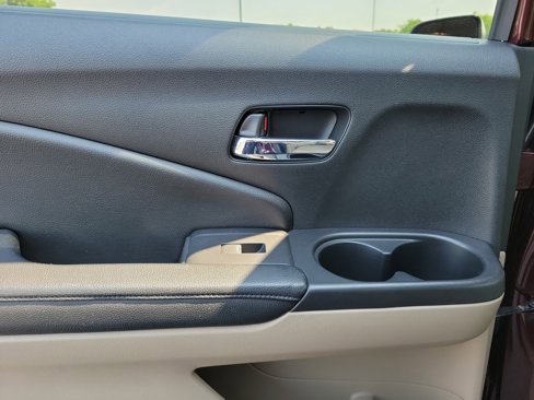 Used 2017 Honda Pilot EX image 12