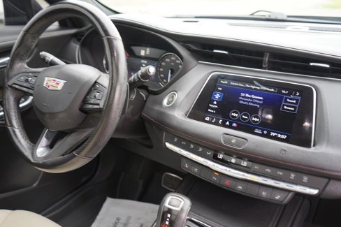 Used 2019 Cadillac XT4 Sport image 29